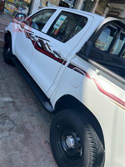 تويوتا هايلوكس